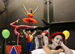 Image of Sydney Opera House, Melbourne International Comedy Festival, Arts Centre Melbourne, The Flying Fruit Fly Circus